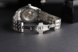Hamilton Jazzmaster Spirit of Liberty H424151 Automatic, hnědý ciferník, 42 mm