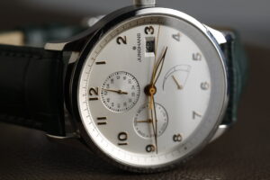 Junghans Attaché Agenda 027/4561 Automatic, Kalenderwoche, Power Reserve, 40 mm