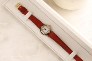 Hermès Clipper, bílý ciferník, červený kožený řemínek, quartz, 24 mm