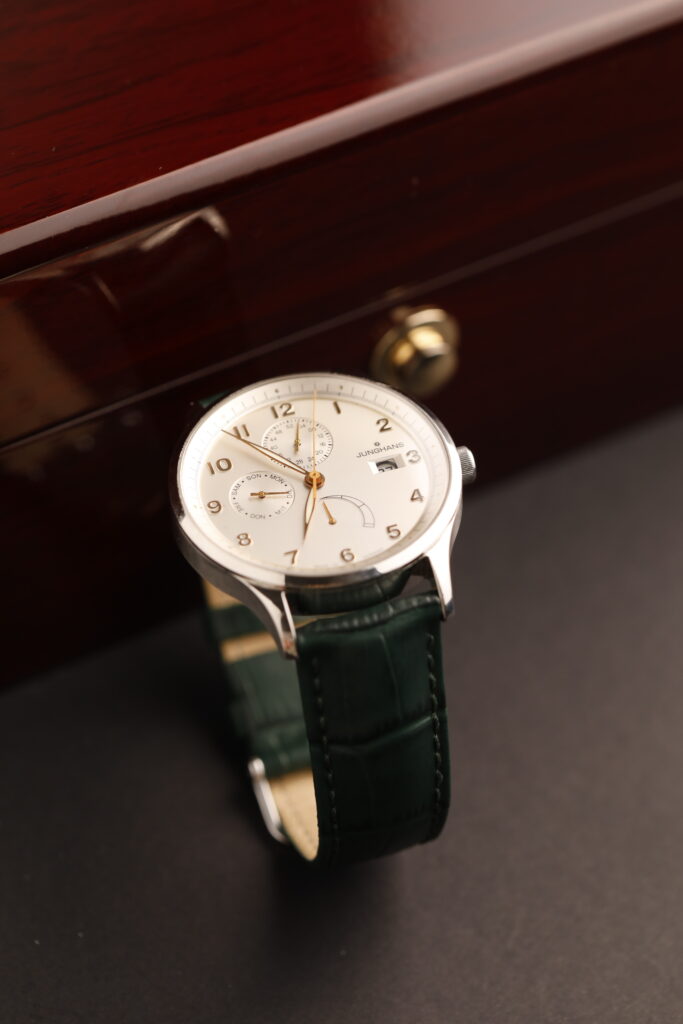 Junghans Attaché Agenda 027/4561 Automatic, Kalenderwoche, Power Reserve, 40 mm