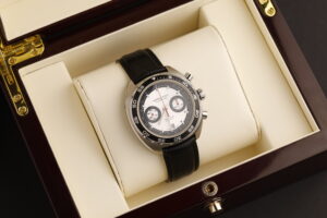Hamilton Pan Europ H357560 Chronograph Automatic, Panda dial, H-31, 45 mm