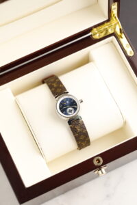Louis Vuitton Tambour Lovely Cup Q12MP, modrý ciferník, 12 diamantů, quartz, 28 mm